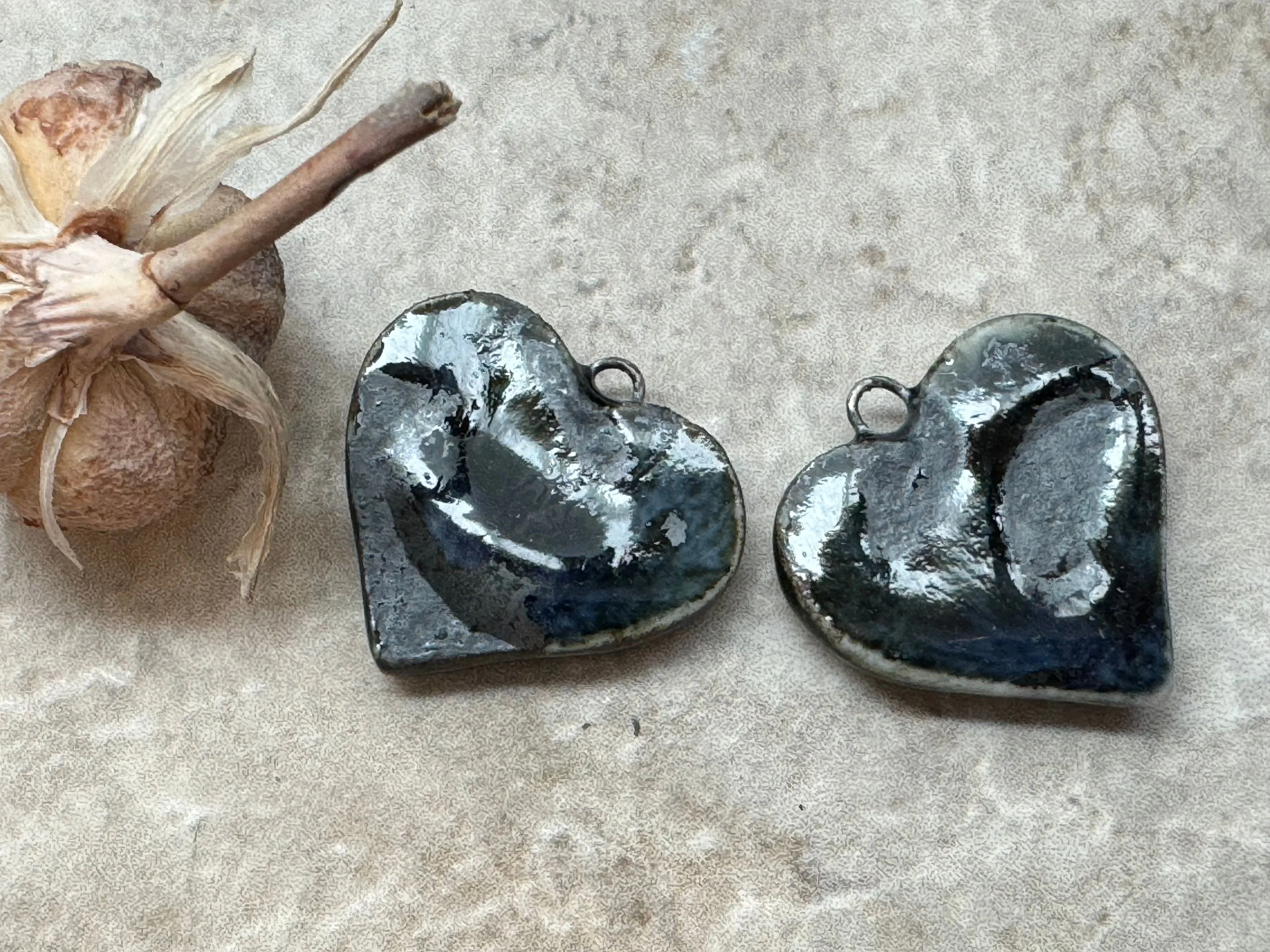 Black and White Talavera Earring Bead Pair, Hearts, Vintage Pattern, Porcelain Ceramic Charms, Jewelry Making Components, Beadin